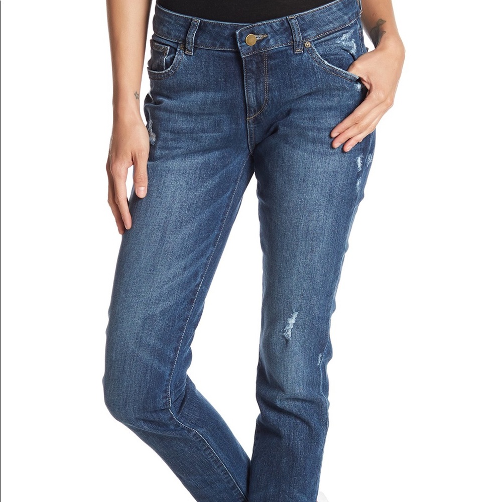 NWT DL1961 Davis Ripped Girlfriend Jeans
